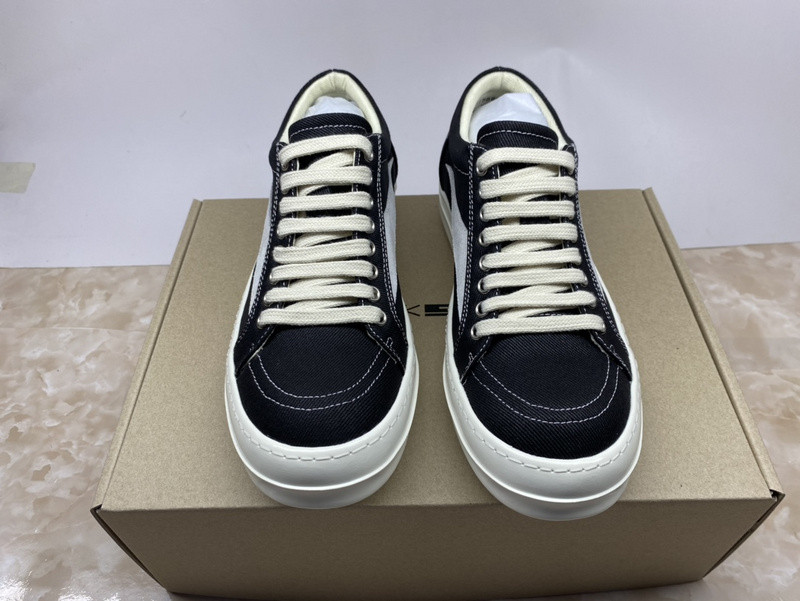 RO Sneakers