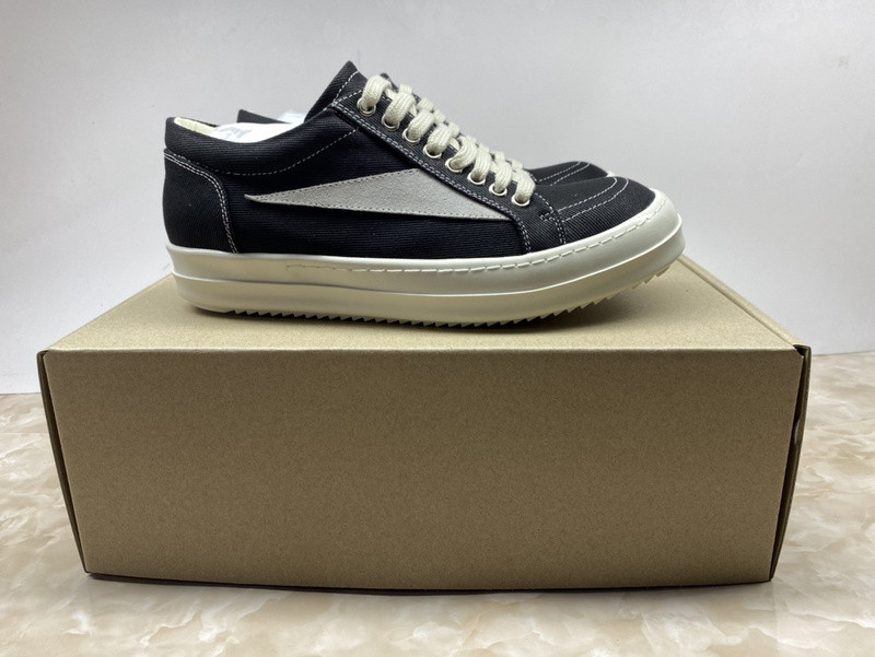 RO Sneakers