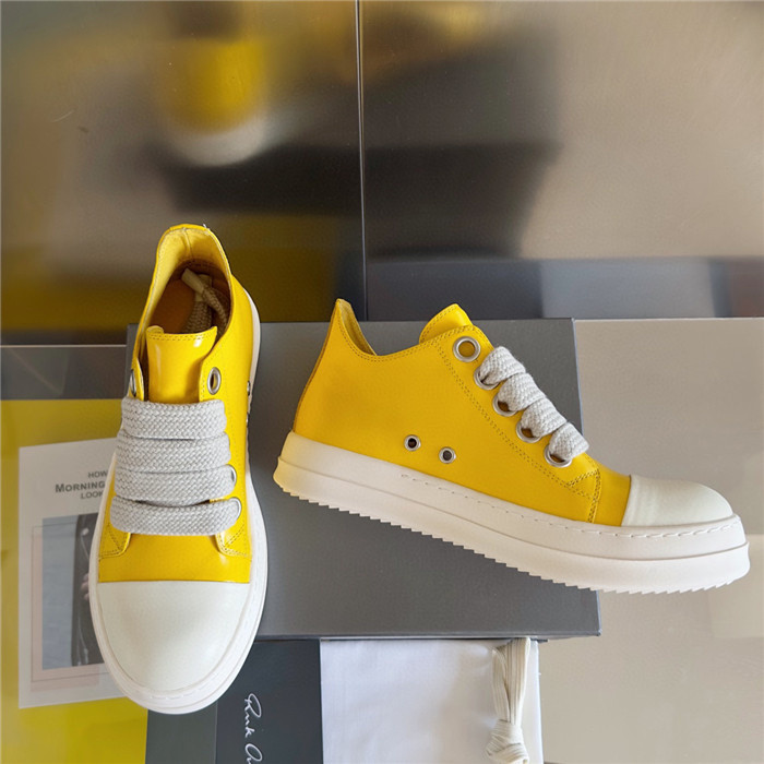 RO Sneakers