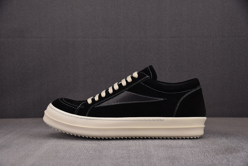 RO Sneakers