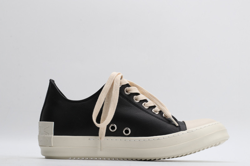 RO Sneakers Black Smooth Low