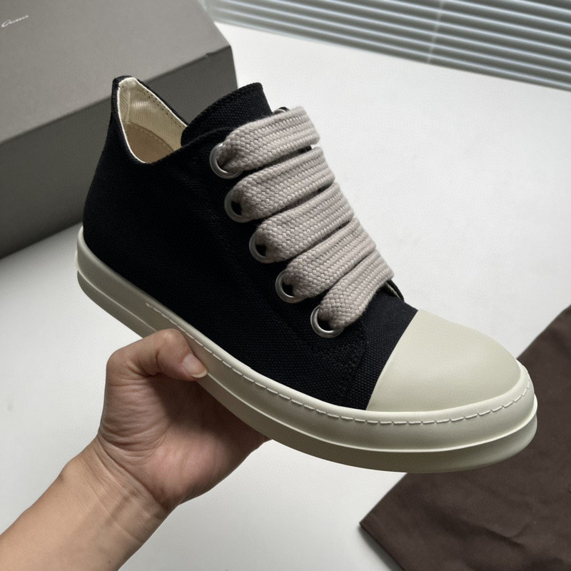 RO Sneakers
