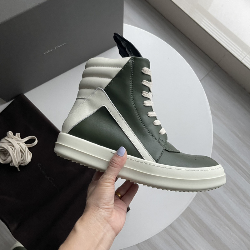 RO Sneakers