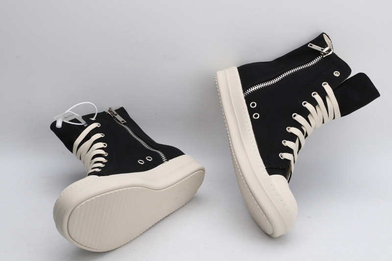 RO Sneakers