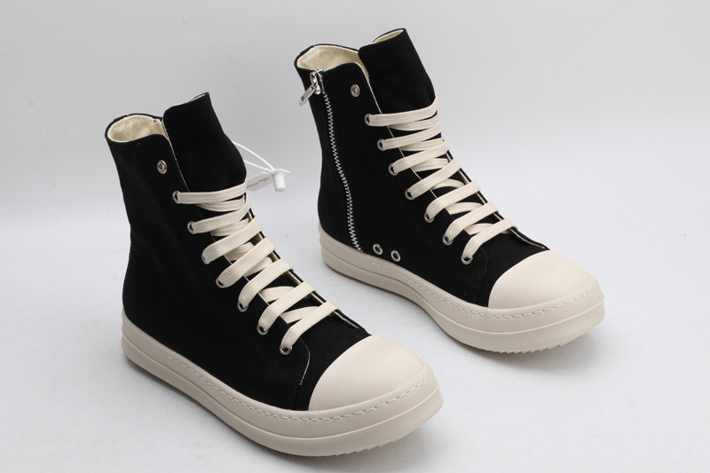 RO Sneakers