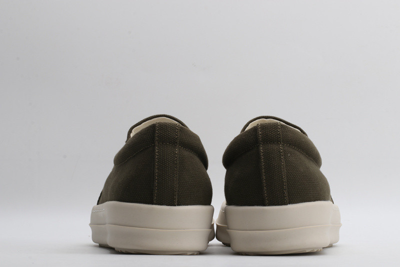 RO Sneakers
