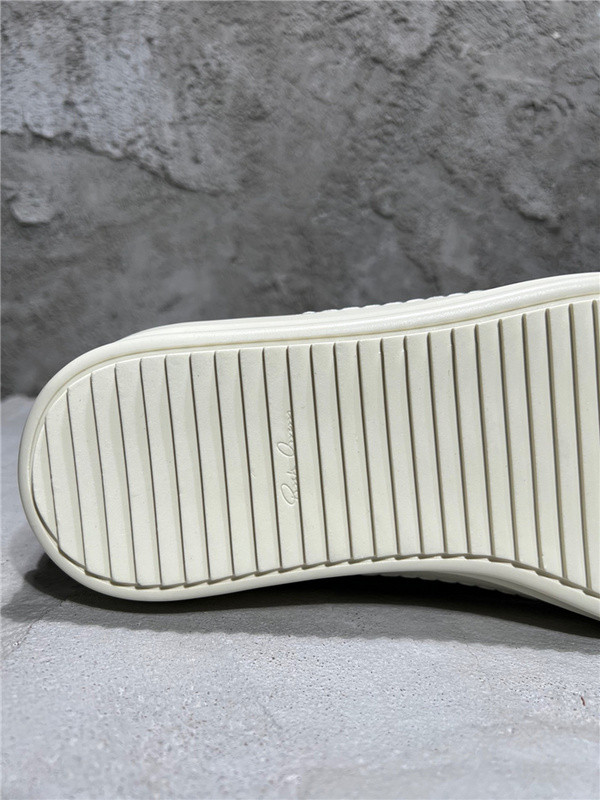 RO Sneakers