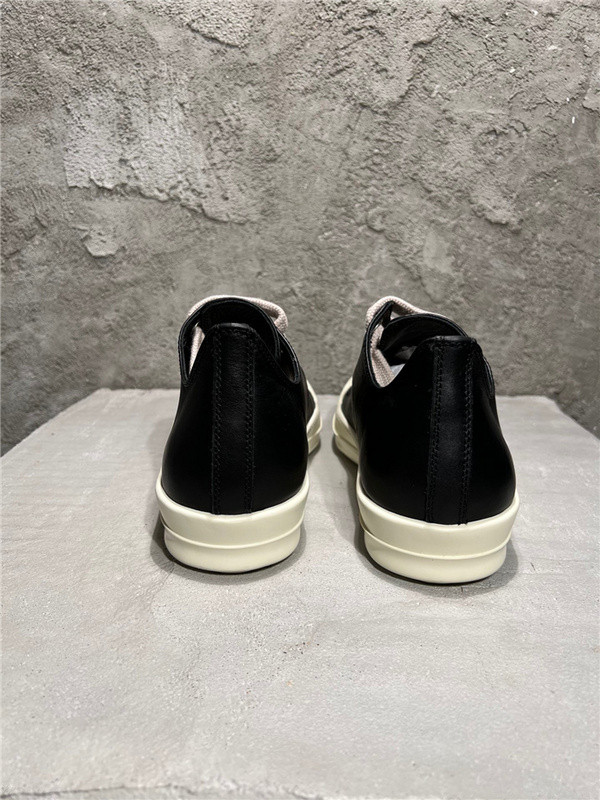 RO Sneakers