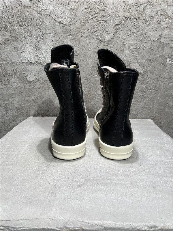 RO Sneakers