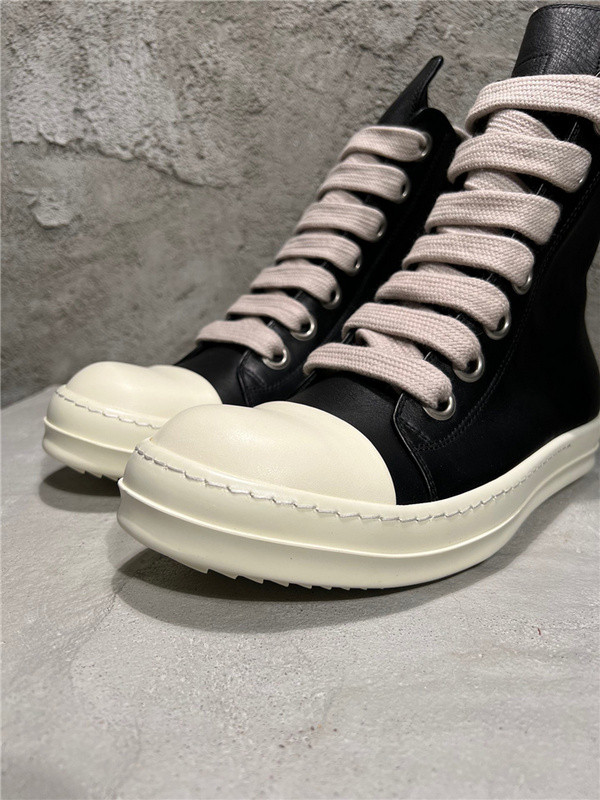 RO Sneakers