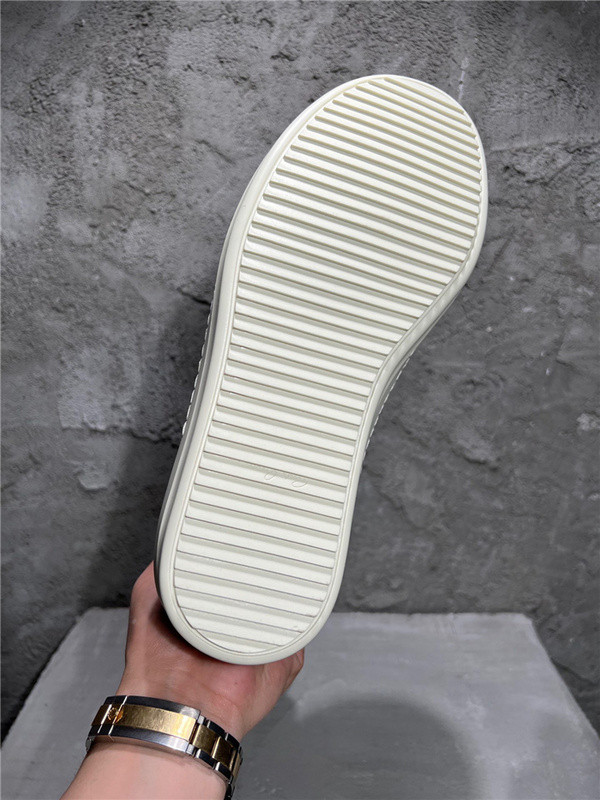 RO Sneakers