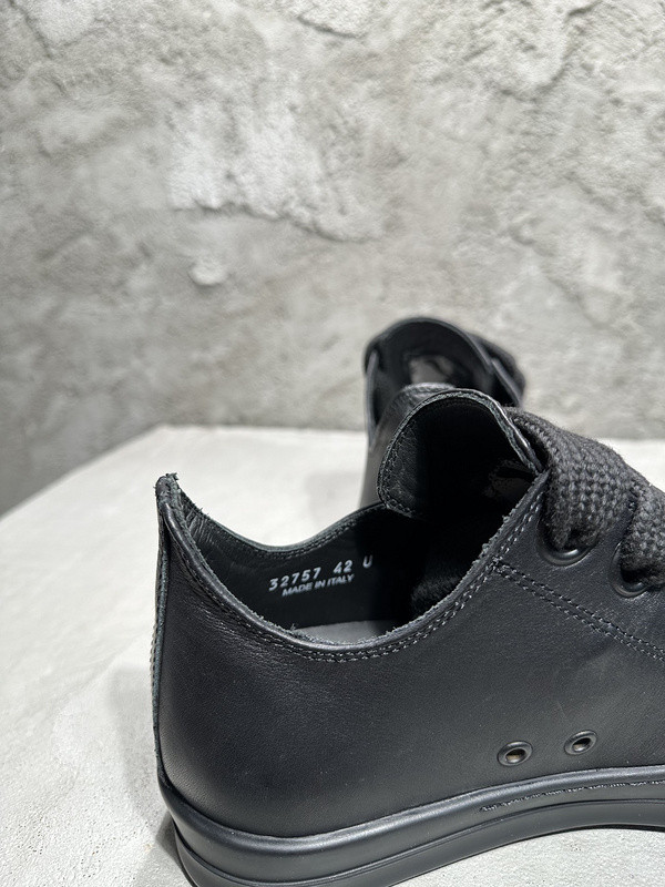 RO Sneakers Low