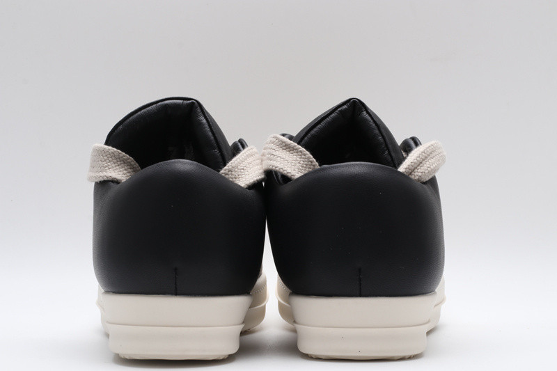 RO Sneakers