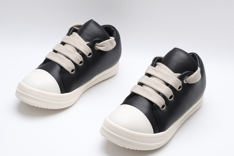 RO Sneakers