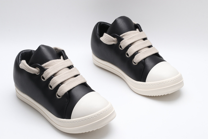 RO Sneakers