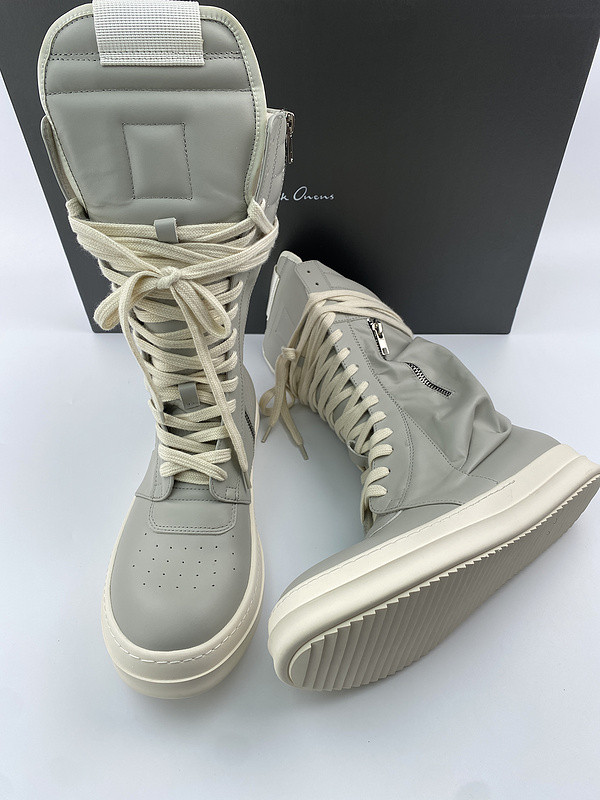 RO Sneakers