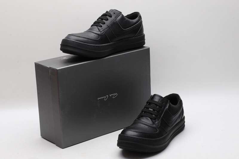 RO Low Sneakers