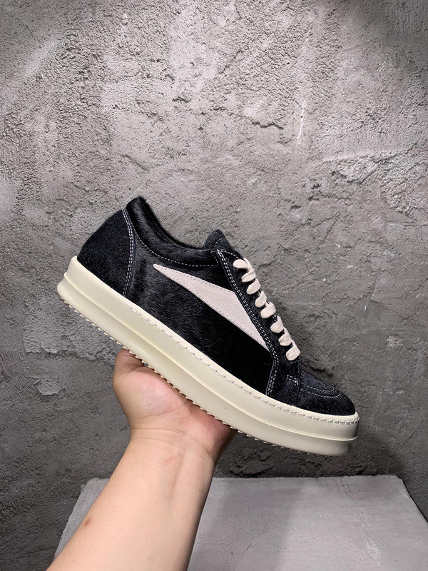 RO Sneakers