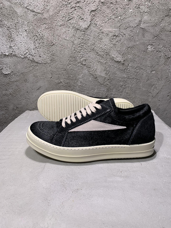 RO Sneakers