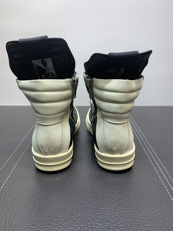 RO Sneakers
