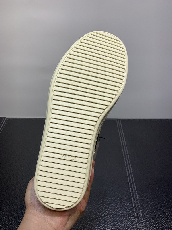 RO Sneakers
