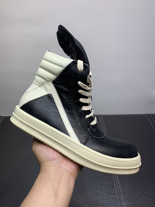 RO Sneakers