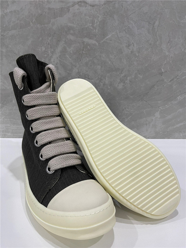 RO Sneakers