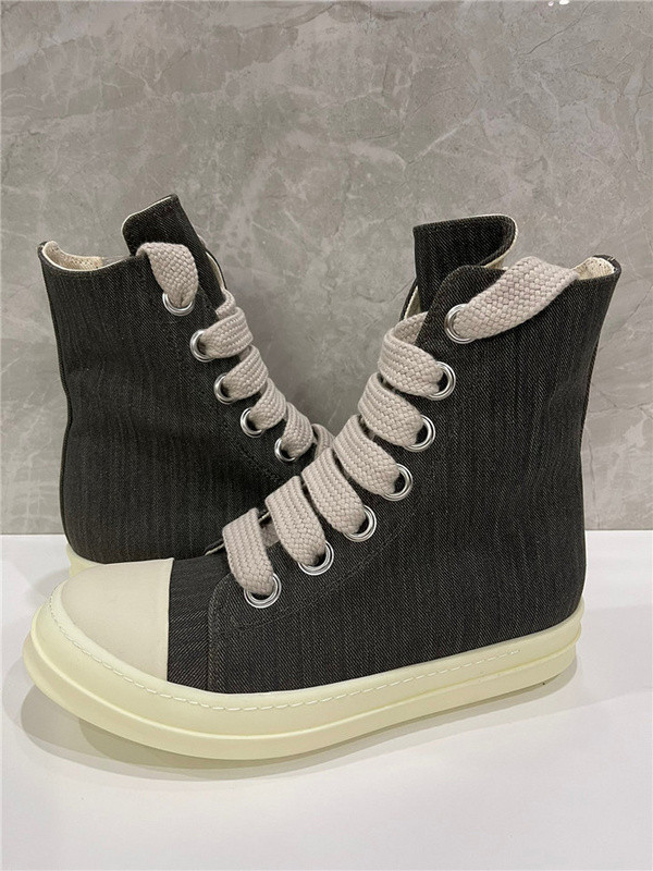 RO Sneakers