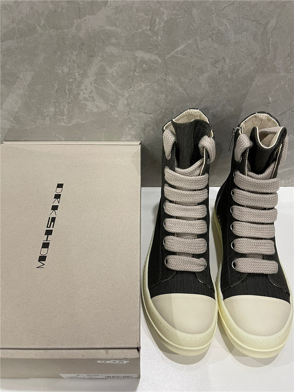 RO Sneakers