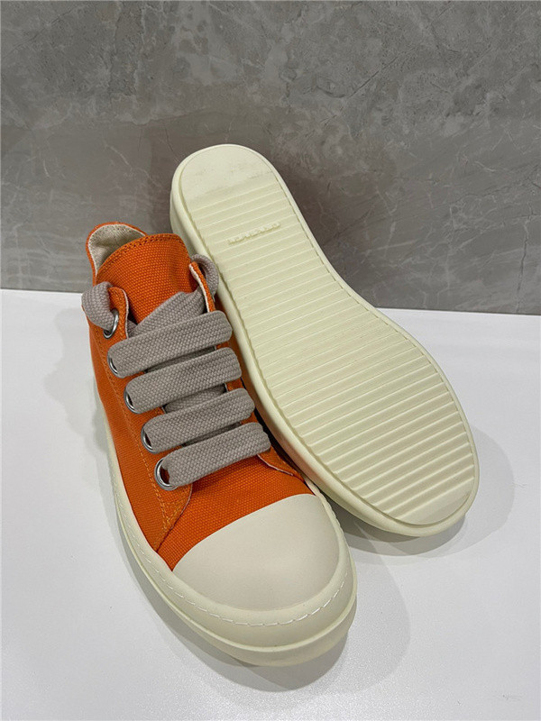 RO Sneakers