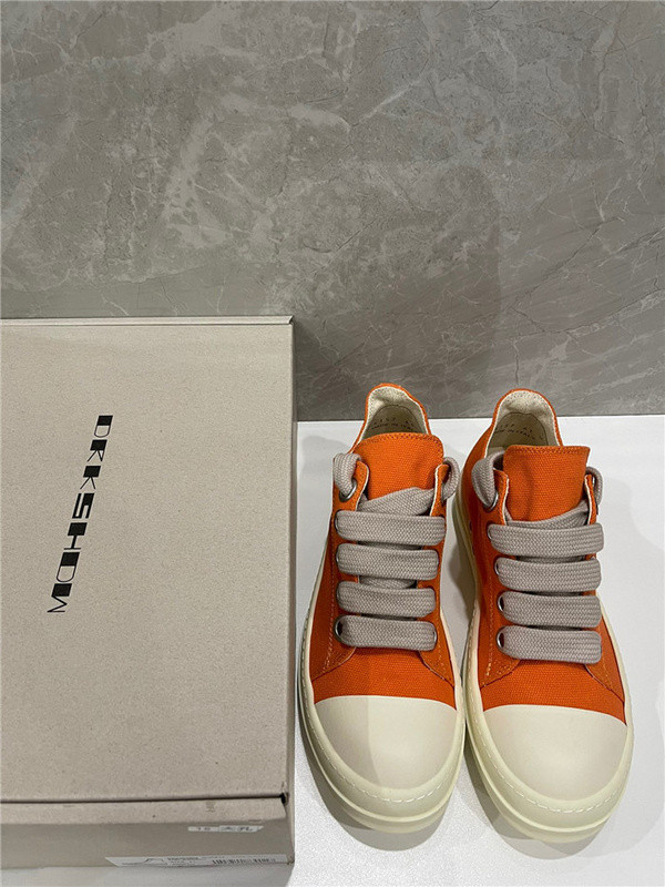 RO Sneakers