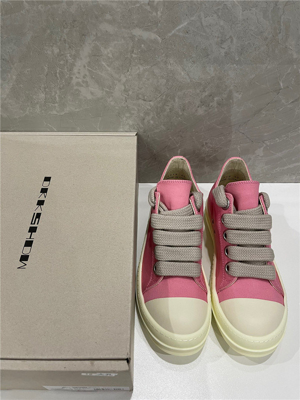 RO Sneakers