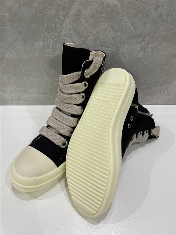 RO Sneakers