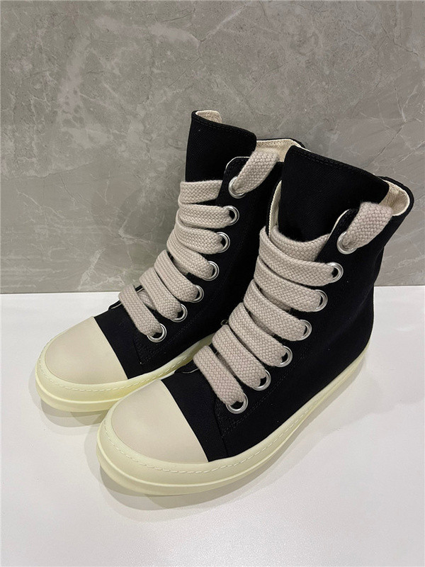 RO Sneakers