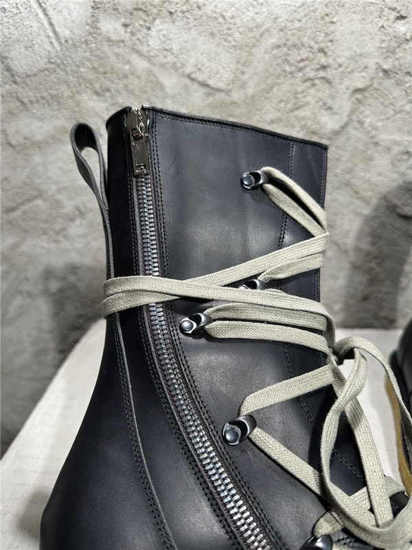 RO Sneakers