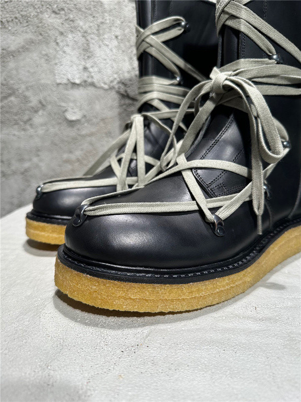RO Sneakers