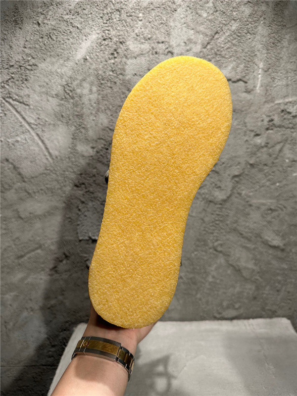 RO Sneakers