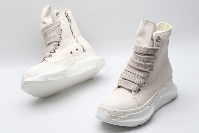 RO Sneakers