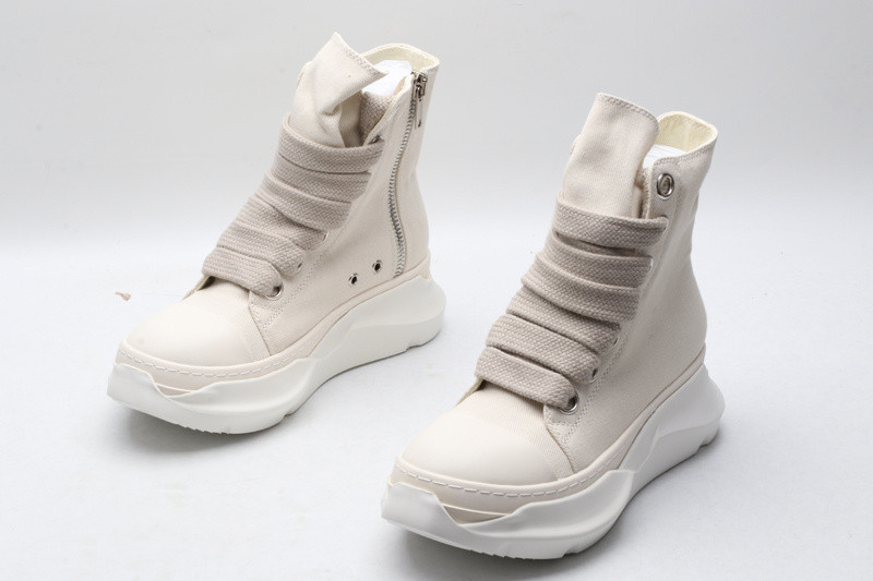 RO Sneakers