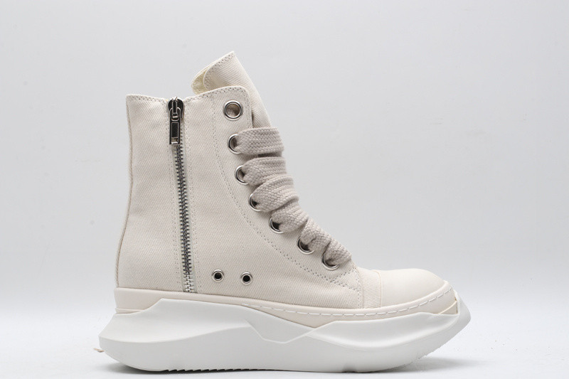 RO Sneakers