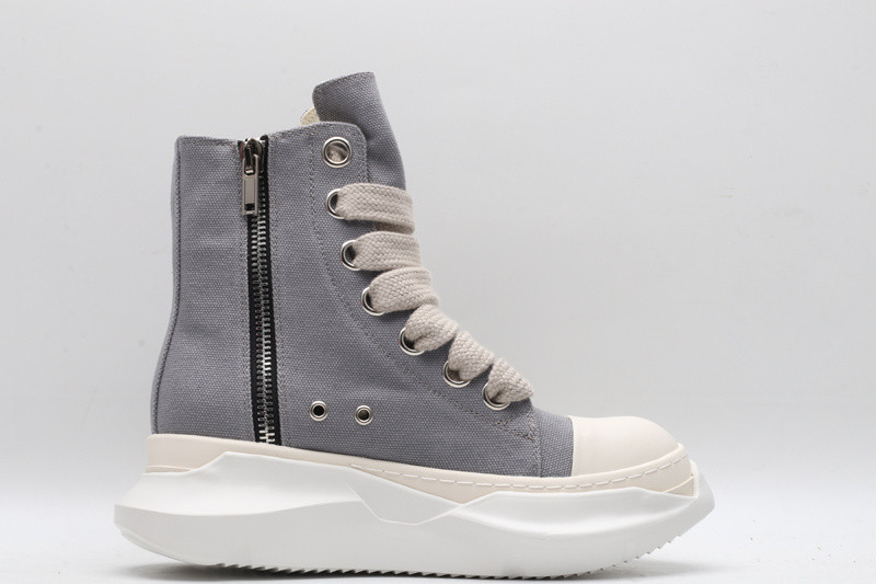RO Sneakers