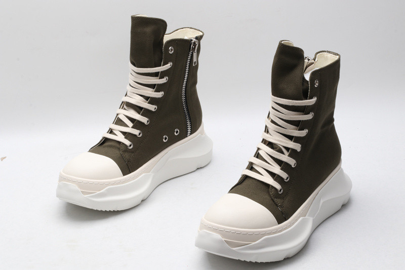 RO Sneakers