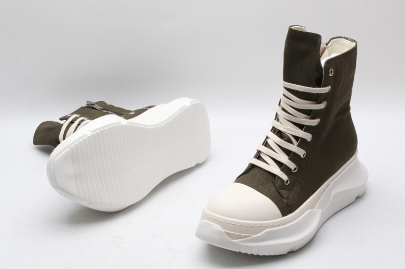 RO Sneakers