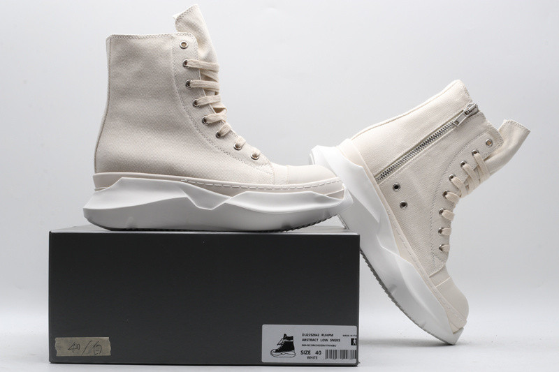 RO Sneakers