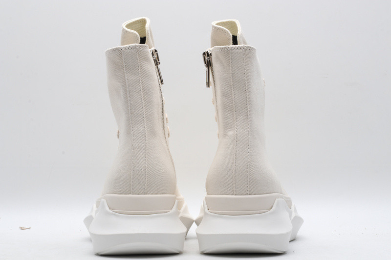 RO Sneakers