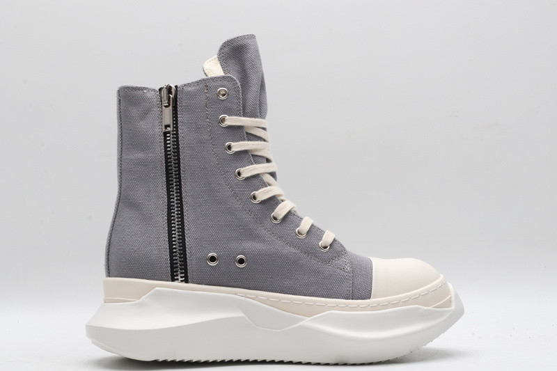 RO Sneakers