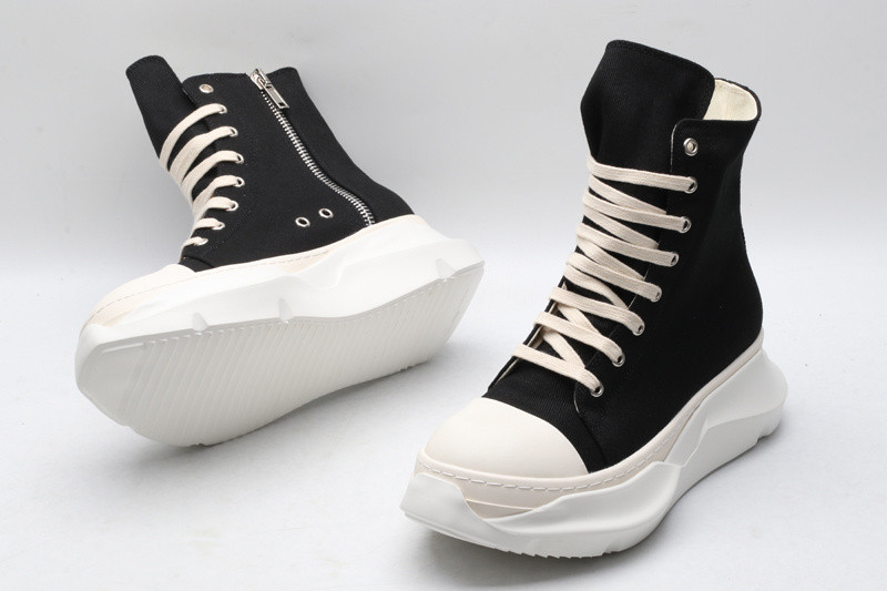 RO Sneakers