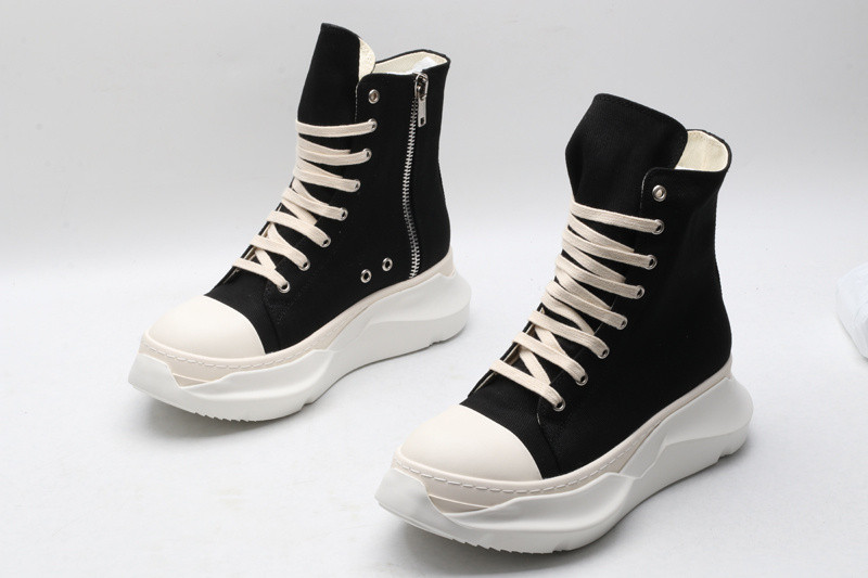 RO Sneakers
