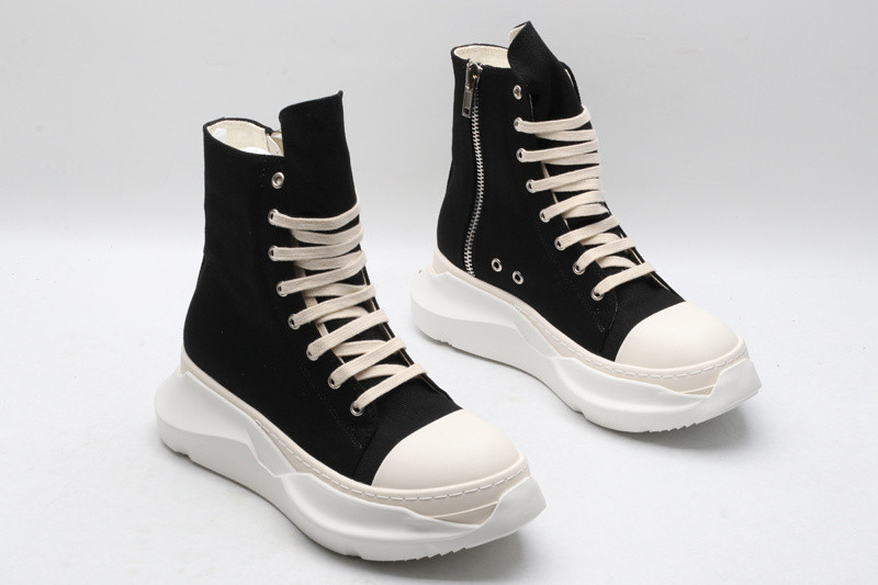 RO Sneakers