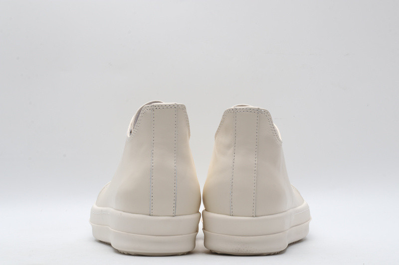 RO Sneakers